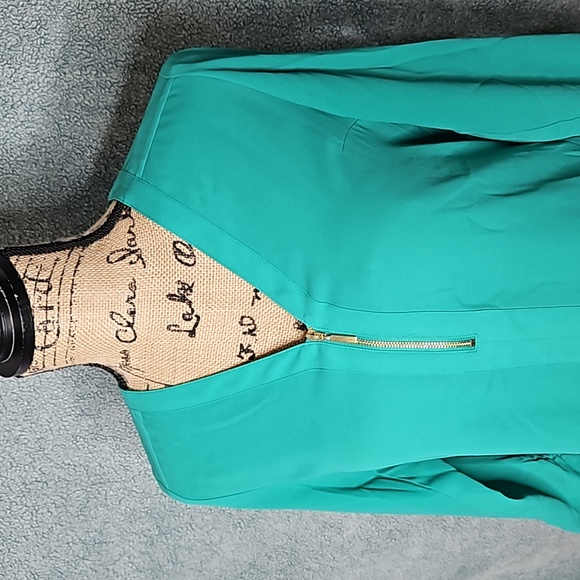 Express Blouse - Picture 3 of 5